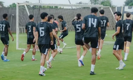Strategi Dewa United: Kirim Pemain Asing Demi Tiket Play-Oof