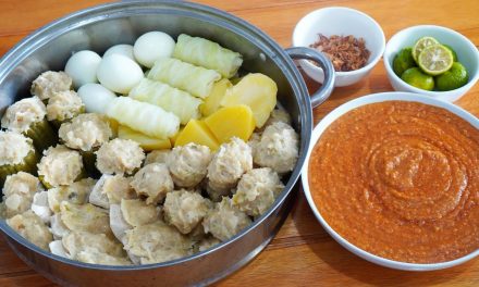 Jajanan Somay Sangat Dicari Karena Menggugah Selera
