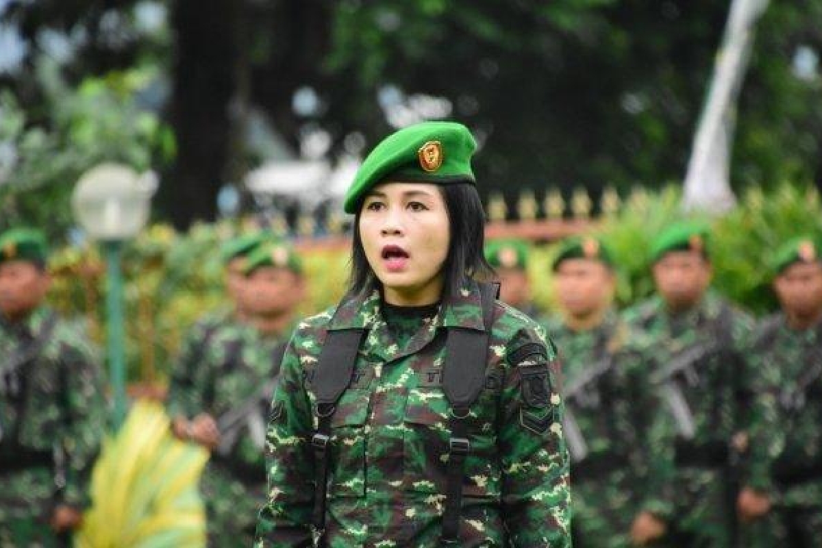 Perempuan Dalam Militer