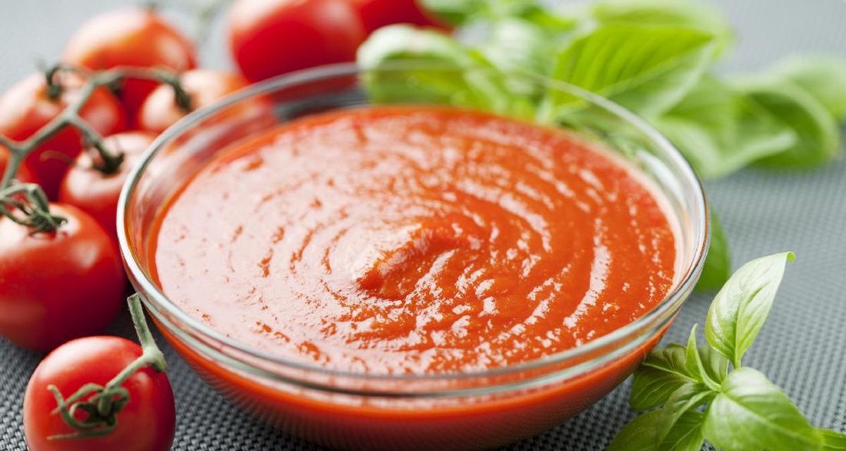 Tak Sekadar Pelengkap, Inilah Alasan Saus Tomat Begitu Penting