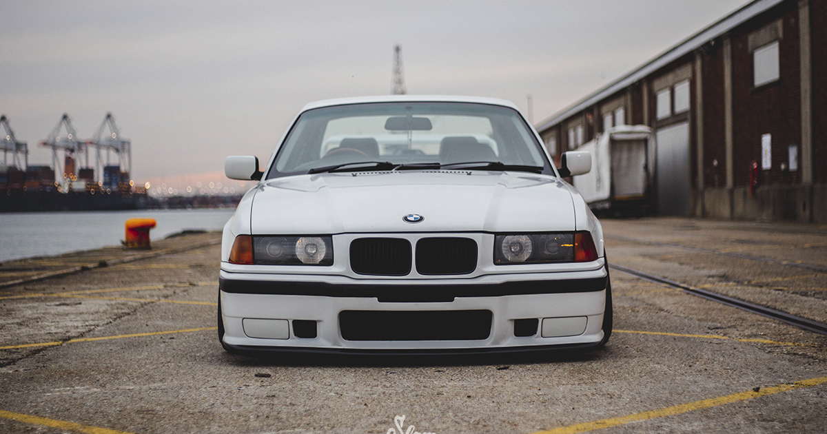 Mobil BMW E36
