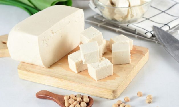Bolehkah Makan Tahu Putih Mentah? Simak Penjelasannya!