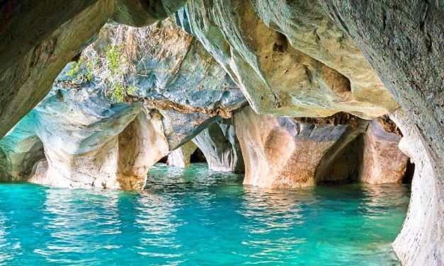 Danau Carrera Air Birunya Yang Jernih Menarik Wisatawan